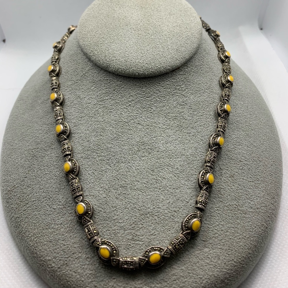 Vintage Necklace NWOT